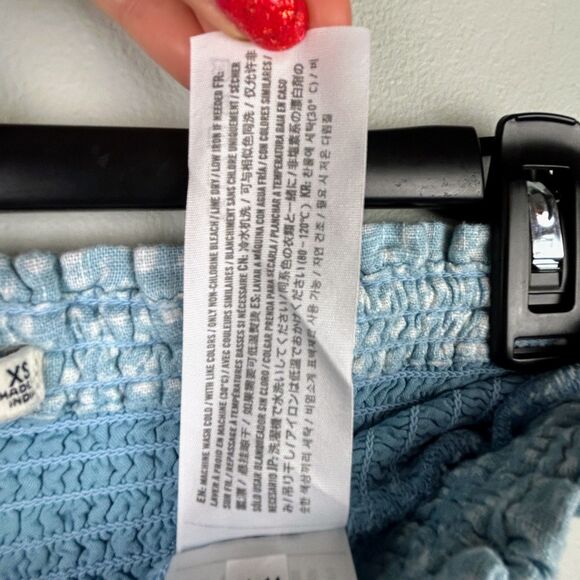 NWT Abercrombie Blue & White Smocked Floral Mini Skirt Stretch Fitted Ruffle XS - Picture 12 of 12